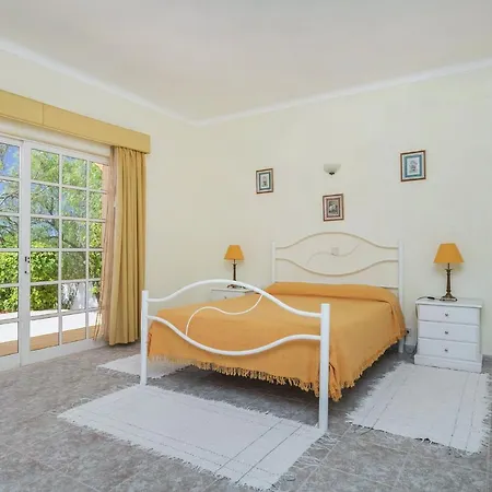 Cerro - Great Location - 3 Mins To Restaurants And Near Sao Rafael * Guia (Faro)